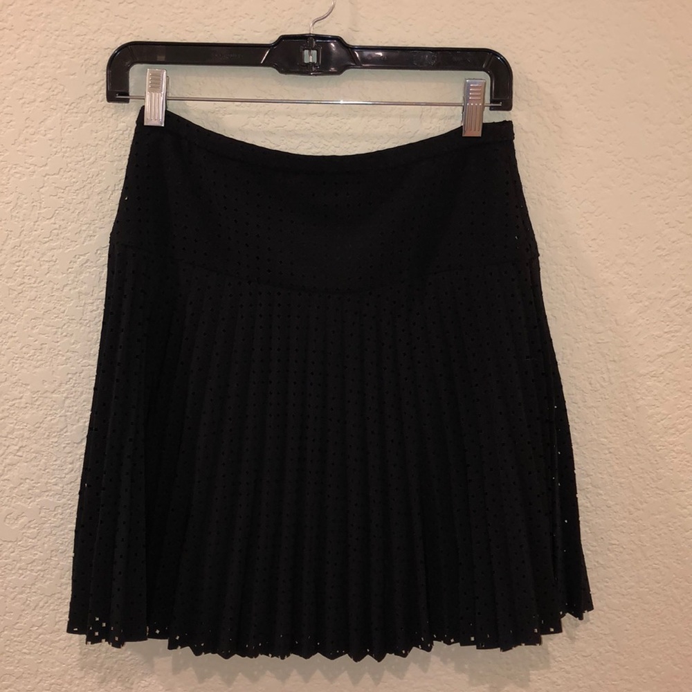 J.Crew black pleated laser cut diamond skirt 0 XS